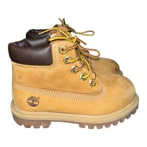 Timberland® toddler Classic 6-Inch Waterproof Boot Size 8M